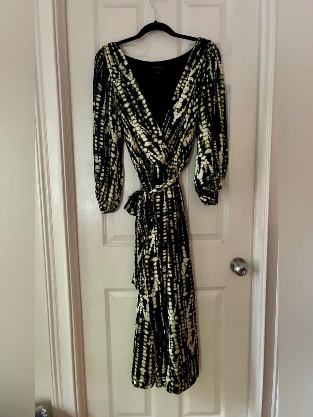 Banana Republic Silk Black and Cream Tie-Dye Wrap Dress